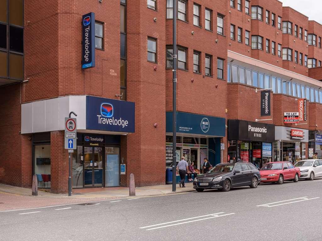 Travelodge Leeds Central Vicar Lane Exterior photo