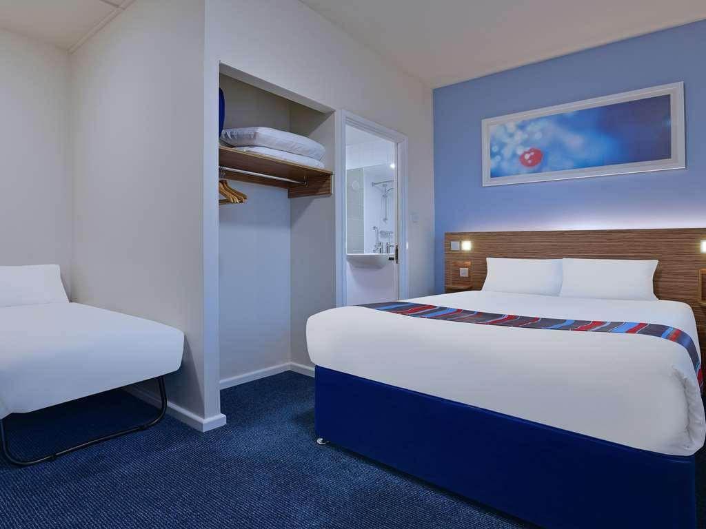 Travelodge Leeds Central Vicar Lane Room photo