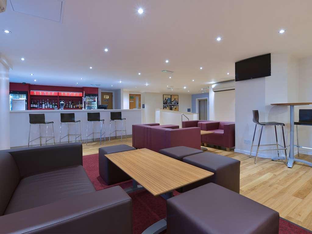 Travelodge Leeds Central Vicar Lane Restaurant photo