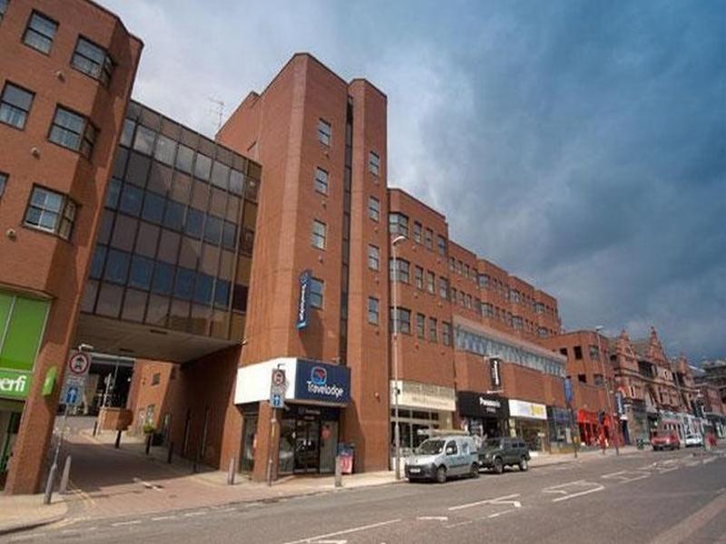 Travelodge Leeds Central Vicar Lane Exterior photo