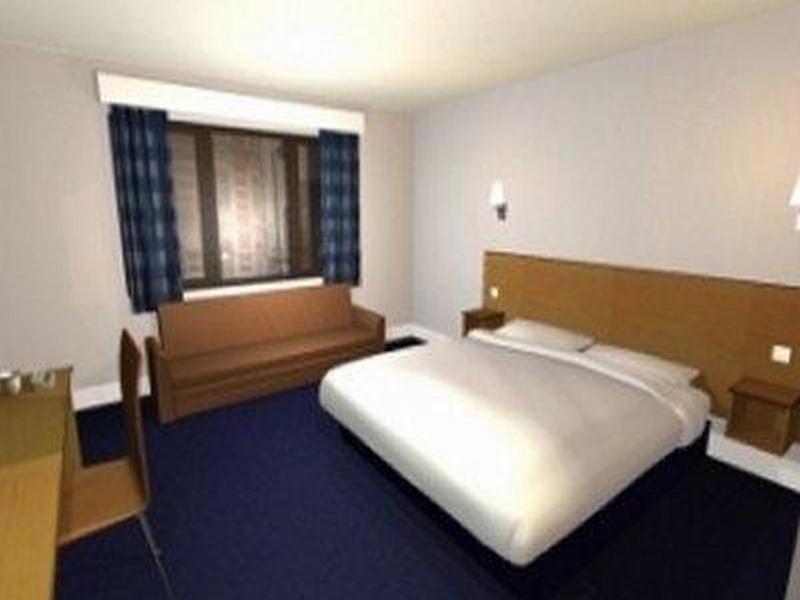 Travelodge Leeds Central Vicar Lane Exterior photo