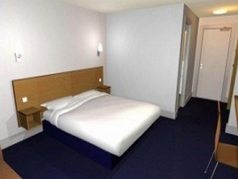 Travelodge Leeds Central Vicar Lane Exterior photo