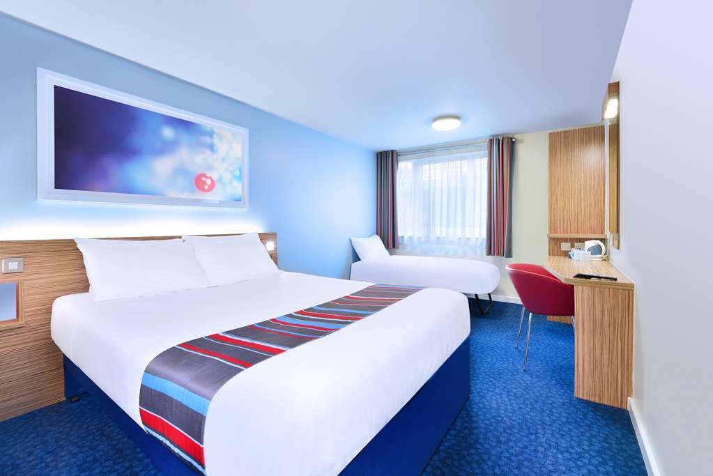Travelodge Leeds Central Vicar Lane Room photo